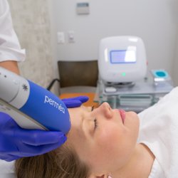 Advanced Dermatology - Perméa treatment at Advanced Dermatology, Glencoe.