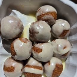Cheesecake donut balls Cheesecake donut balls