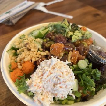 Just Poké Fremont - Rainbow roll - Poke Near Me - Seattle, Washington Just Poké Fremont - Rainbow roll - Poke Near Me - Seattle, Washington