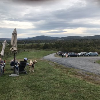 Delaplane Cellars - Wineries Near Me - Delaplane, Virginia Delaplane Cellars - Wineries Near Me - Delaplane, Virginia