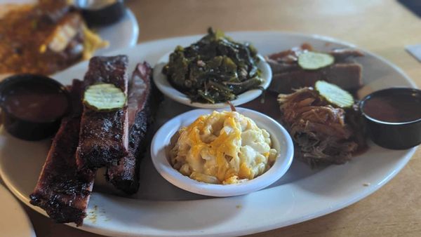 Jim 'N Nick's Bar-B-Q by null