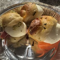 Tonino's Pizza - Stuffed Garlic Knots