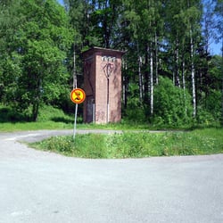 Palokaivon koirapuisto - Pikkalantien risteys.