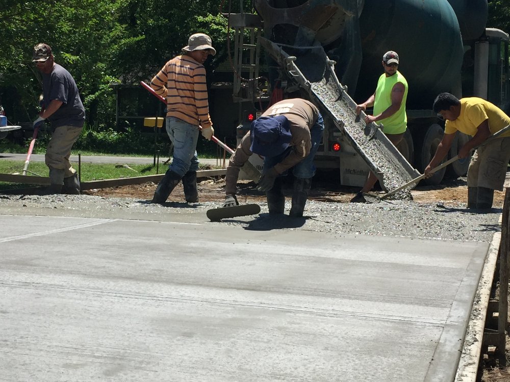 Slide of Graco Construction