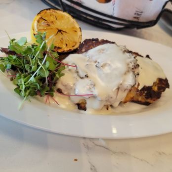 Prime & Pearl - Crab cakes - New American Near Me - Gainesville, Florida Prime & Pearl - Crab cakes - New American Near Me - Gainesville, Florida