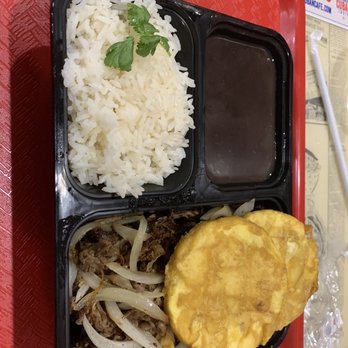 D'Cuban Cafe - Vaca Frita Plate - Latin American Near Me - Chamblee, Georgia