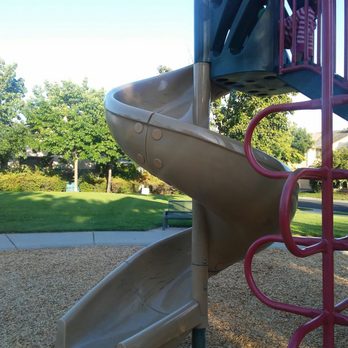 Merwin F Rose Park - The big slide - Parks Near Me - Elk Grove, California