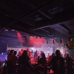 Bowl 360 Strike City Spring Hill - Dance floor