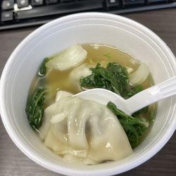 Woodburn Cafe - Wonton soup with homemade broth and bokchoy