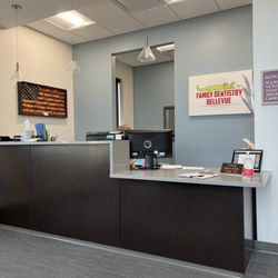 Thomas Rudersdorf, DDS - Front Desk