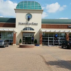 House Spa - Our technicians hard at work at the Mercedes Benz Dealership!