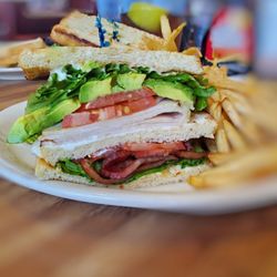 Turkey/Avocado/Bacon Club Sandwich - Excellent