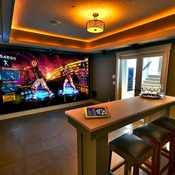 Innovation Technologies - Awesome Video wall for Entertaining Guests