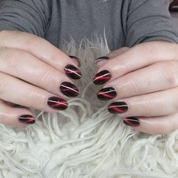 Celestial Nail Bar - Deep red cat eye