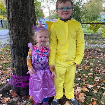 Park Grill - Ari and Benny last year Halloween - American Near Me - Granite City, Illinois