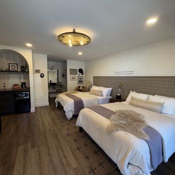 Inn History - Beautiful rooms! - Hotels Near Me - Tombstone, Arizona Inn History - Beautiful rooms! - Hotels Near Me - Tombstone, Arizona