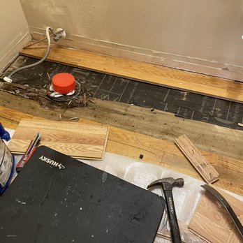 Hernandez Roofing and Construction - Toilet water damage floor - Roofing Near Me - Federal Way, Washington Hernandez Roofing and Construction - Toilet water damage floor - Roofing Near Me - Federal Way, Washington