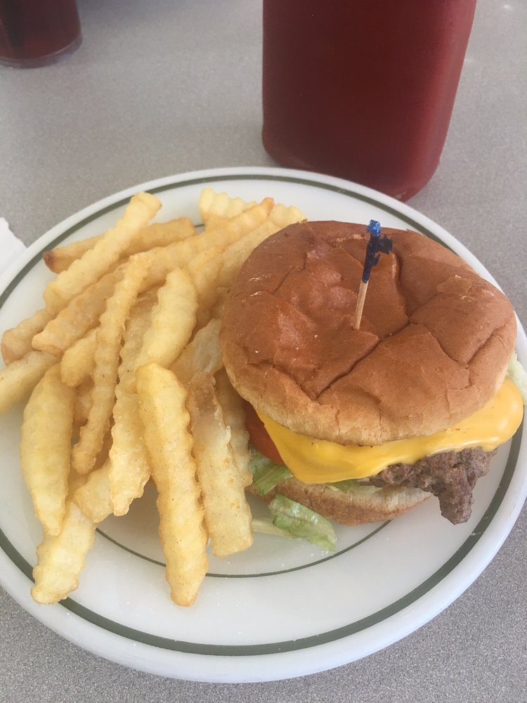 Small Town Diner Logo