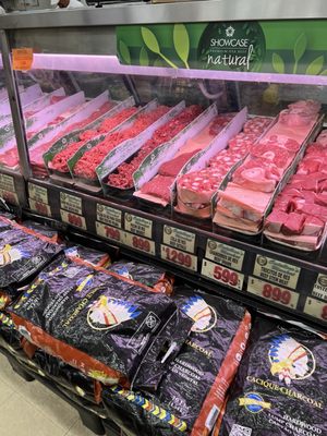 Catalina's Supermarket by null