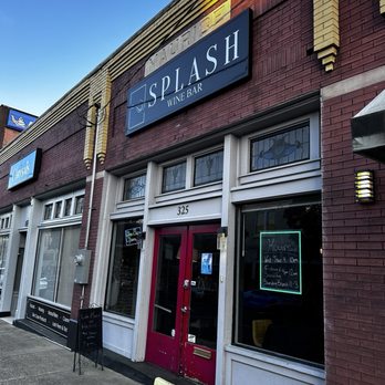 Splash Wine Bar - Front of wine bar - New American Near Me - Hot Springs, Arkansas Splash Wine Bar - Front of wine bar - New American Near Me - Hot Springs, Arkansas