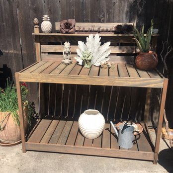 Hogan's Builds - Potting bench - Carpenters Near Me Hogan's Builds - Potting bench - Carpenters Near Me