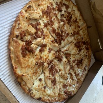 Pizza Place - Chicken, Bacon and Ranch Pizza - Pizza Near Me - Tropic, Utah Pizza Place - Chicken, Bacon and Ranch Pizza - Pizza Near Me - Tropic, Utah