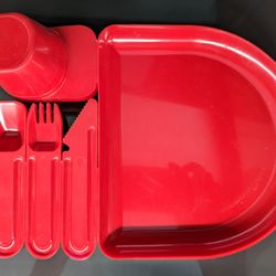 MAAT - Museu de Arte Arquitetura e Tecnologia - 1970s French Design, plastic all-in-one plate and utensils