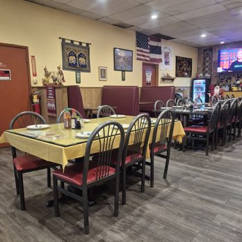 Thai Flavor - Tables & chairs - Thai Near Me - Aurora, Colorado