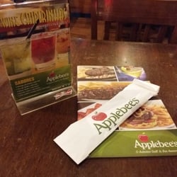 Applebee's Grill + Bar - Pra quem deseja almoçar em um ambiente tranquilo super recomendado.