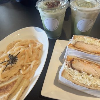 Cafe Hana - Rose Matcha Latte, Sakura Matcha Latte, Mentaiko Udon, and Spicy Chicken Katsu Sando - Coffee & Tea Near Me - Irving, Texas