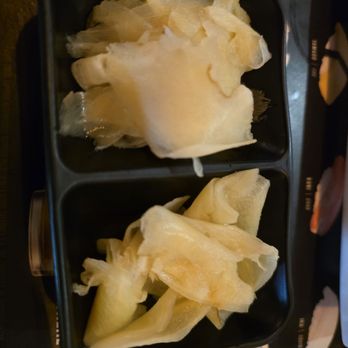 Umi Sushi & Sake - Ginger, a must! - Japanese Near Me - Bakersfield, California Umi Sushi & Sake - Ginger, a must! - Japanese Near Me - Bakersfield, California
