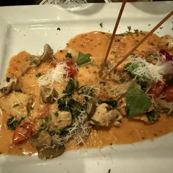 Manalu Italian Restaurant - Ravioli pasta with mushrooms entrée - Italian Near Me - Frederick, Maryland