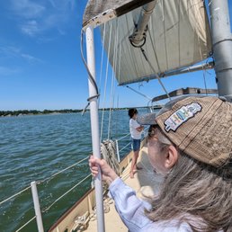 Sailing on the York River Sailing on the York River
