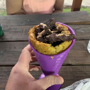 La Comida de Mi Vecina - Confongo con currasco. Confongo was delicious currasco was a little over cooked and tough - Food Trucks Near Me - Aguadilla, Puerto Rico