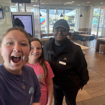 McDonald's - The most awesome employee ever - Burgers Near Me - Rosenberg, Texas