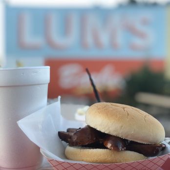 Lum's - Delicious jalapeño and cheese sausage, really good burnt ends, amazing pie. Delightful service. - Barbeque Near Me - Junction, Texas Lum's - Delicious jalapeño and cheese sausage, really good burnt ends, amazing pie. Delightful service. - Barbeque Near Me - Junction, Texas