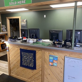 W And W Auto Parts - Front counter  Fittest thing you see as you walk in the door - Towing Near Me - Roscommon, Michigan