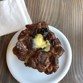 Cafe Sapientia - Muffin - Coffee & Tea Near Me - Oak Park, California