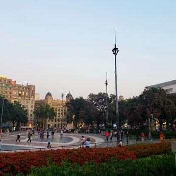 Plaça Catalunya - Landmarks & Historical Buildings Near Me - Barcelona, B Plaça Catalunya - Landmarks & Historical Buildings Near Me - Barcelona, B