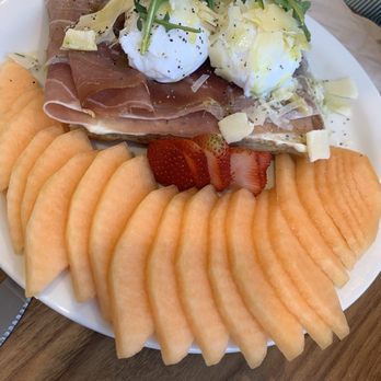 Urth Caffe - Poach Di Parma - Coffee & Tea Near Me - Henderson, Nevada