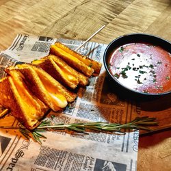 "Grilled Three Cheese Texas Toast and Tomato Soup" @ The Underground - 6/16/18