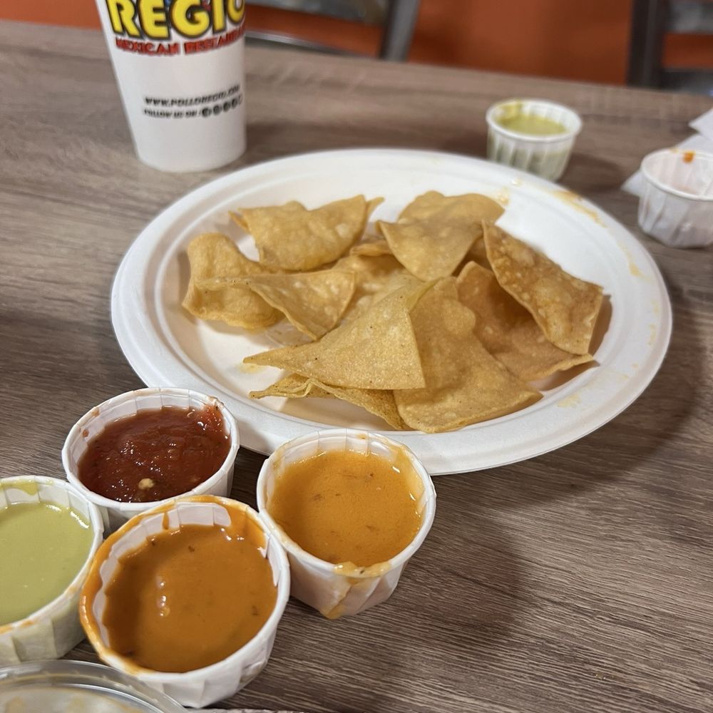 Pollo Regio - Salsa Verde + Salsa Roja + Salsa Habanero + Salsa Chile de rbol + Chips - Mexican Near Me - Dallas, Texas