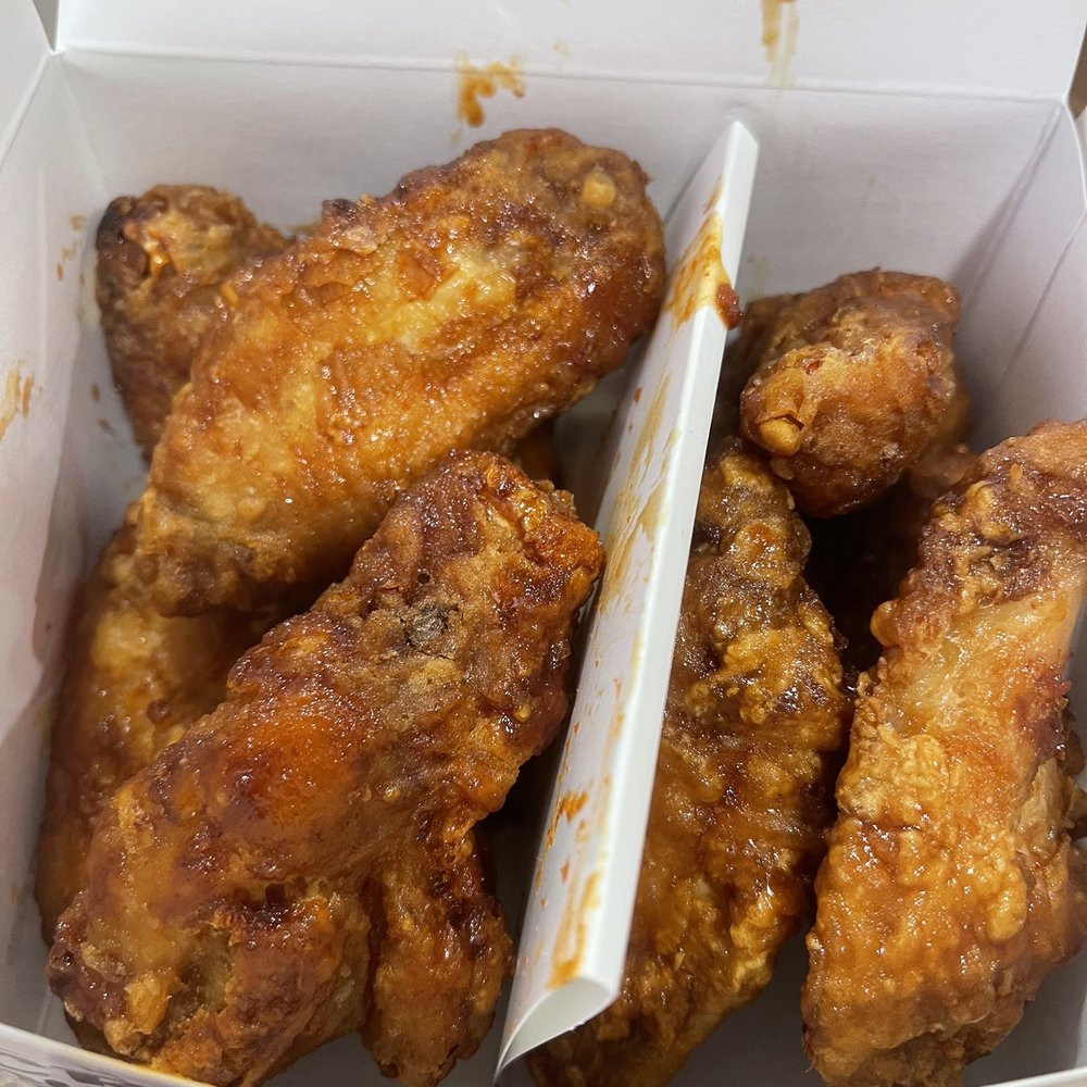 Bonchon - Half spicy half soy garlic - Korean Near Me - Artesia, California