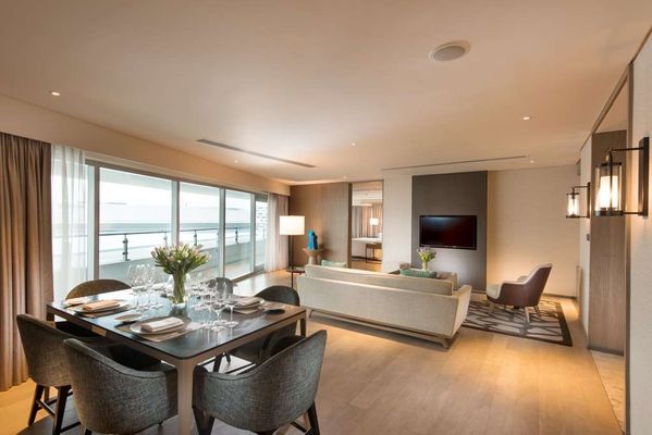 Conrad Manila by null