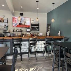 Ava Mae's Bistro and Pizzeria - Bar