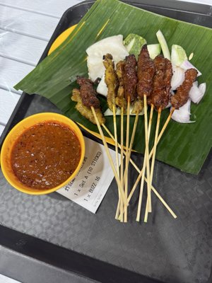 Makansutra Gluttons Bay by null