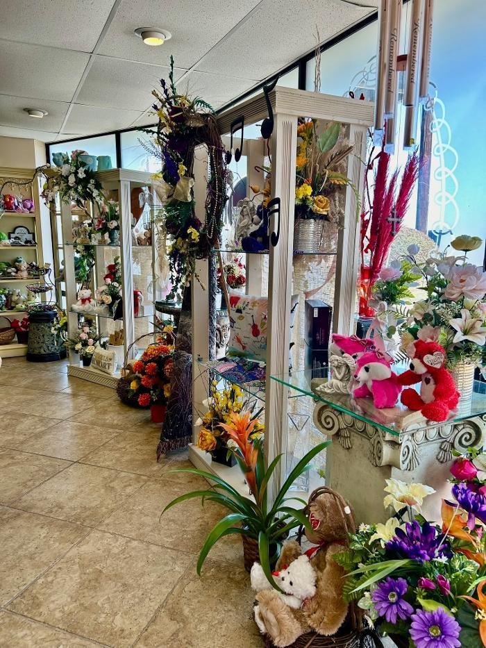 HOUSE OF FLOWERS Updated September 2024 26 Photos 3501 Monroe Hwy