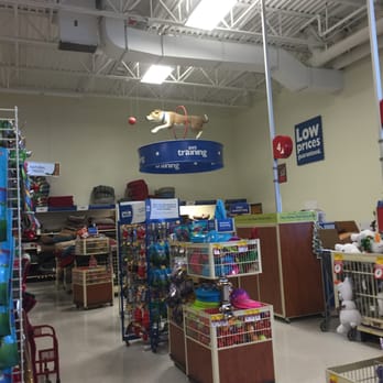 PetSmart - Millbury Petsmart -- Shoppes @ Blackstone Valley : 70 Worcester Providence Turnpike / Route 146, Millbury            Interior - Pet Stores Near Me - Millbury, Massachusetts