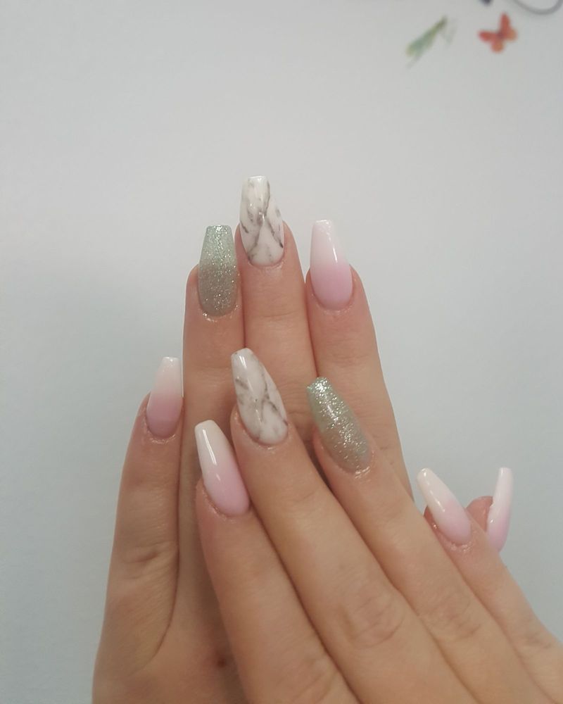 Glamour Nails