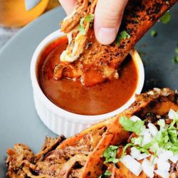 Ariana's Tex Mex - Quesabirrias